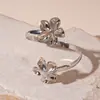 Europa e Estados Unidos Exagerado Flor Estrela do Mar Osso de Cobra Pulseira Transfronteiriça Temperamento Personalidade Pulseira Luxo Leve Alta Qualidade Pulseira Atacado Mulheres