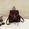Mochila casual com cordão estilo coreano, nicho, para mulheres, nova coleção de outono, design multi-bolsos, chique e versátil para o dia a dia, com um toque preppy universitário