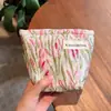 Bolsa de Maquillaje Floral Rosa de Amazon Transfronteriza, Bolsa para Retoques, Almacenamiento de Cuidado de la Piel, Bolso de Mano para Mujer, Bolsa para Toallas Sanitarias