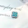 Pendientes de Aleación de Titanio F-136 de Trébol de Cuatro Hojas con Diamantes Completos Pendientes de Labio con Rosca Interna de Titanio G23 Joyería para Piercing Cabeza