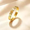 Bestseller Transfronterizo Europeo y Americano Conjunto de Dos Piezas Cintura Delgada Pulsera de Acero Inoxidable para Mujer Chapado al Vacío 18K Sensación Simple de Alta Gama