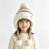 Chapéu de inverno infantil com abas para as orelhas, chapéu de lã tricotado forrado com fleece e espessado para meninas, design fofo com pompom, chapéu à prova de vento e quente para bebês