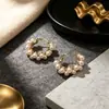 Pendientes de Aro de Perla y Cardamomo de Lujo Ligero Francés 2026 Nuevos Lote Pequeño Únicos Hermosos Pendientes de Aro con Sensación de Alta Gama Pendientes para Mujer