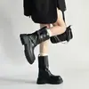 Hebilla de cinturón estilo británico, botas Martin de suela gruesa que aumentan la altura para mujer, nueva colección otoño/invierno 2026, versátiles para dos looks diferentes, efecto adelgazante y elegantes en la paleta de colores Maillard