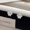 Nuevos Pendientes de Tachuela de Zirconia con Forma de Pata de Gato Lindos Estilo Coreano Dulce Fresco Pendiente Exquisito Diario Tachuela para Hélice de la Oreja
