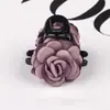 Pinza de Agarre de Rosa 2025 Nuevo Pasador de Flor para el Cabello Pinza de Tiburón Elegante para la Parte Trasera de la Cabeza Pinza para el Cabello de Media Cola Dulce Tocado