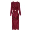 Moda Femenina Estilo Europeo y Americano Tendencia Celebridad Cinturón con Adorno Metálico Vestido Sexy