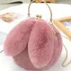 Venta al por mayor nuevo lindo exquisito orejas de conejo felpa cadena bolso bolsa para teléfono móvil bandolera mensajero combina con todo estilo extranjero mujeres