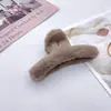 Oufei Le versão coreana do grande clipe de pelúcia de vison outono e inverno parte de trás da cabeça cabelo de coelho clipe de tubarão grampo de cabelo acessórios de cabelo atacado