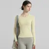 Ropa de yoga para mujer 2024 otoño e invierno nueva con almohadilla en el pecho manga larga ajustada deportiva para correr top ropa de fitness para mujer al por mayor