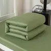 Juego de ropa de cama de algodón de tres piezas para estudiantes de secundaria y preparatoria en dormitorios de entrenamiento militar, funda de edredón color verde militar, sábana y colcha