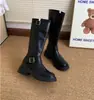 Botas largas de cuero marrón con hebilla para mujer, nuevas botas altas de estilo británico para otoño e invierno 2026, botas de equitación versátiles de suela gruesa