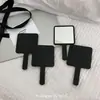 Espejo Pequeño Portátil Espejo de Maquillaje Portátil de Alto Sentido Espejo de Maquillaje Cuadrado de Mano Regalo de Vacaciones Pequeños Regalos para Amigos