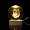 Explosiones transfronterizas Bola de cristal luminosa USB 3D tallada Regalos creativos Adornos de escritorio Bola de cristal Luz nocturna