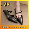 Sapatos de Salto Fino Pontudos Retrô de Verão para Mulheres 2026 Novo Estilo Coreano para o Trabalho com Uma Tira Bico Fechado Mules