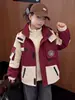 Chaqueta cortavientos acolchada y engrosada para niñas, nuevo estilo de invierno 2026, prenda exterior tres en uno para niños mayores, ropa de abrigo cálida para exteriores para niños
