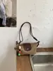 Bolsa de Braço para Mulheres 2026 Nova Moda Verão Tendência Versátil para o Dia a Dia Bolsa de Ombro Super Popular Bolsa Transversal Exquisita