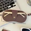 Bolsa de Armazenamento para Óculos Modelo Novo 2026, Portátil, Resistente à Pressão, de Mão, Design com Gancho, Estojo de Armazenamento de Alto Valor para Óculos de Sol