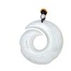 Venta al por mayor de fábrica de colgante de doble dragón hueco de jade blanco afgano con cerradura de flor de ciruelo, accesorios de ropa chinos, cadena de suéter de cintura Yu Pei