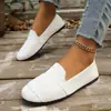 Zapatos planos Flyknit de Amazon transfronterizos en stock, nueva colección otoño 2026, suela plana, calidad de exportación, tallas grandes, transpirables, slip-on para mujer