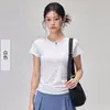 Top de Yoga Feminino Fashionável Versátil Meio Zíper Manga Curta Painel Lateral Franzido Esconde a Barriga Emagrecimento Repelente à Água Secagem Rápida Resistente a Amassados Firme