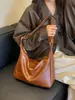 Bolsa Tote Grande Capacidade Nova de Verão, Bolsa Transversal Simples Feminina 2026, Bolsa de Ombro Macia Vintage para Estudantes Universitários