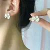 Brincos Estéreo de Flor Pérola Doce e Delicados, Brincos de Nicho Modernos e Elegantes, Femininos, Simples e Versáteis para Mulheres