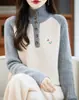 Suéter de Punto de Moda Versátil para Mujer Otoño e Invierno Cuello Semi Alto Costilla Gruesa Bordado de Caballo Bloques de Color Holgado Moda