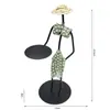 Candelabro de Ferro Vintage Pequeno Ornamento Criativo para Casa Estilo Europeu Romântico Suporte de Vela Adereço Chapéu de Palha Pastoral Decoração de Mesa