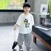 Conjunto de Manga Corta y Pantalón Largo para Niños 2026 Nuevo Conjunto de Verano Elegante y de Moda para Niños Conjunto de Dos Piezas Holgado Moderno