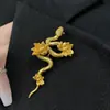 Broche Serpiente Espíritu Loto Color Francés Antiguo Estilo Chino para Mujer Lujo Ligero Retro Serpiente del Zodiaco Soporte de Pecho Lista Escrita Xiaohong