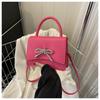 Otoño e Invierno Pequeño Fresco Simple 2023 Nueva Llegada Moda Lindo Moño Herrajes Portátil Hombro Único Cruzado Pequeño Cuadrado Bolso para Mujeres