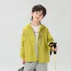 Valle del Viento 2026 Otoño Nuevo Estilo Serie Montaña Exterior Cortavientos con Capucha para Niños Chaqueta Impermeable Fresca para Primavera y Otoño
