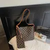 Bolsa de Ombro Elegante e Moderna para Mulheres, Novo Modelo Primavera 2026, Bolsa Saco de Grande Capacidade, Bolsa de Ombro Simples, Bolsa de Braço