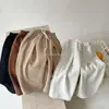 Calça de moletom grossa para meninos e meninas, calça casual reta infantil estilo coreano com forro de fleece quente, macacão de bebê de fleece com perna larga, moderno