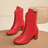 Botas de couro femininas plus size de comércio exterior 2026 novo estilo outono e inverno com tachas cadarço frontal botas curtas botas de moda versáteis para mulheres