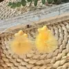 Pendientes Navideños de Peluche Estrella Peluda 2025 Nuevos Pendientes de Alta Gama Pendientes de Bola de Pelo Femeninos Otoño e Invierno