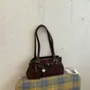 Bolsa de ombro de alta qualidade e estilosa para o dia a dia, bolsa tote de grande capacidade para mulheres, nova coleção 2026, bolsa de ombro simples e moderna