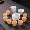 2026 Nuevo Juego de Té Gongfu de Jade Grasa de Cordero Cerámica Gaiwan Tazas de Té Tetera Bandeja de Té Lujo Ligero Uso Doméstico Beber Té