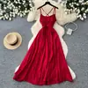 Vestido de seda vermelho estilo resort de nicho para mulheres, coleção de outono 2026, cintura alta, modelador, elegante vestido longo, vestido estilo francês