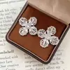 Pendientes de Botón Metálicos con Flor Tejida de Hilo Hueco Color Oro Café Aguja de Plata S925 Pendientes de Personalidad de Moda para Mujer Accesorios para Orejas