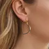 Aretes Verano de Alta Gama Huecos Amor Aretes Europeos y Americanos Simples Aretes de Diamantes en Forma de Corazón Argolla para la Oreja de Lujo Ligero para Mujer