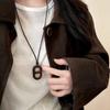 Collar con Cuerda de Cuero y Colgante de Nariz de Cerdo de Madera para Mujer Diseño de Nicho Cadena para Suéter Retro Versátil Elegante Cadena para Suéter