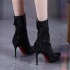 Botas para Mulheres 2024 Outono e Inverno Novas Moda Europeia e Americana Bico Fino Zíper Traseiro Salto Alto Botas Curtas Estileto Moda Botas Femininas