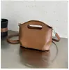 Bolso de cubo de piel aceitada plisada estilo coreano para mujer, nuevo modelo 2026, bolso de hombro versátil de alta gama vintage para el día a día