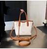Bolso de Textura de Alta Gama para Mujer 2025 Nueva Moda Moda Nicho Bolso Cubo Portátil Ocio para Viajes Bolso Bandolera
