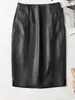 Saia de Couro com Fivela Vintage para Mulheres, Nova Coleção Outono 2026, Cintura Alta, Slim Fit, Que Marca o Quadril, Saia Lápis Emagrecedora de Comprimento Médio