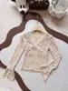 Elegante y sexy top de encaje con escote en V para mujer, perfecto para principios de otoño. Esta capa base ajustada, acampanada y de manga larga acentúa la cintura y crea una silueta favorecedora.