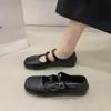 Sapatos femininos retrô novos para a primavera de 2026, versáteis com vestidos, sapatilhas estilo francês para noite, sapatos de fada elegantes