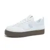 Zapatos de mujer de moda 2026 otoño nuevo estilo dulce nicho diseño de cuadros zapatos casuales para estudiantes niñas versátiles zapatillas de moda